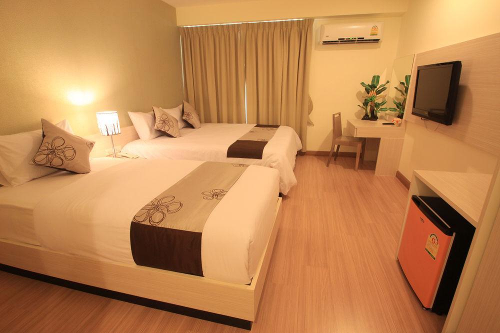 Sakul House Hostel Bangkok Buitenkant foto