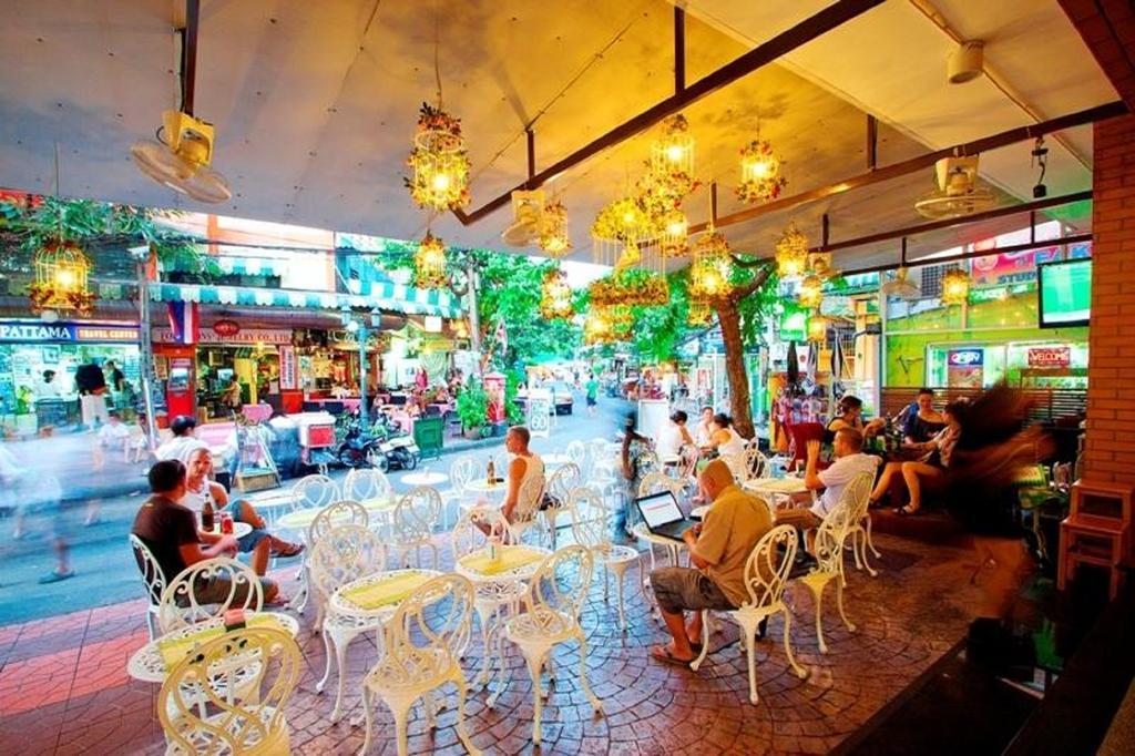 Sakul House Hostel Bangkok Buitenkant foto