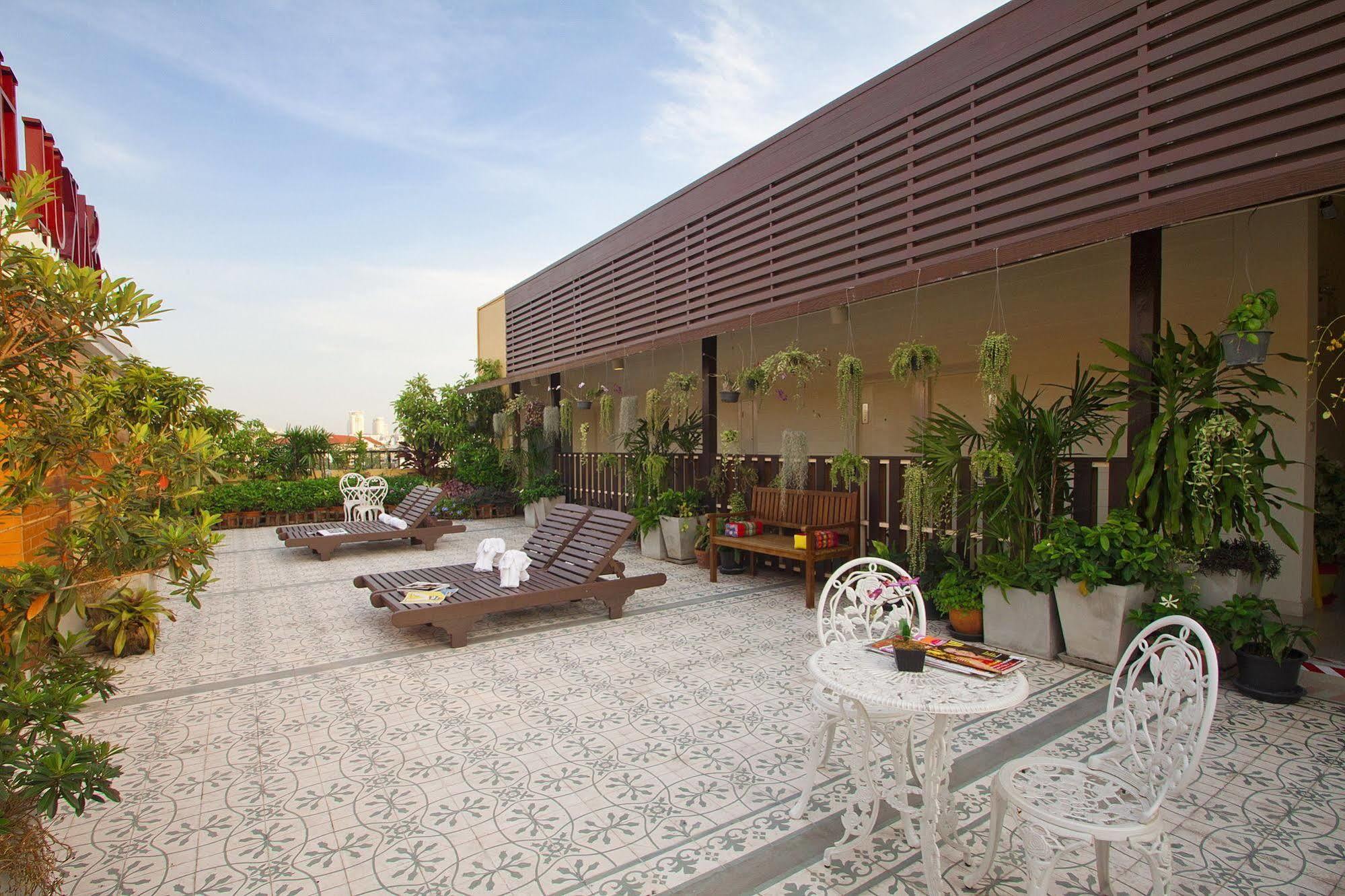 Sakul House Hostel Bangkok Buitenkant foto