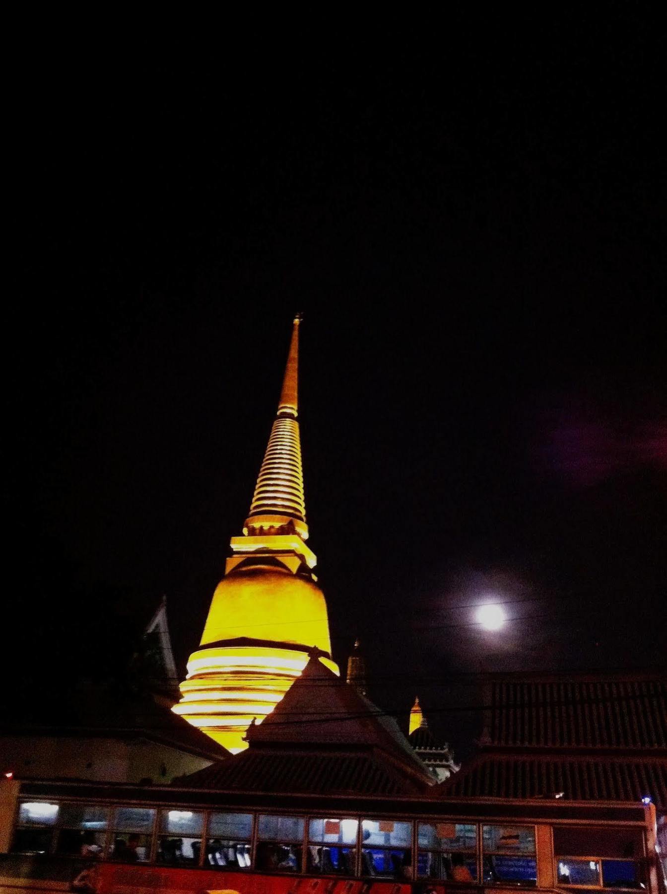 Sakul House Hostel Bangkok Buitenkant foto